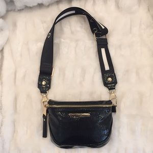 Quay Australia crossbody bag